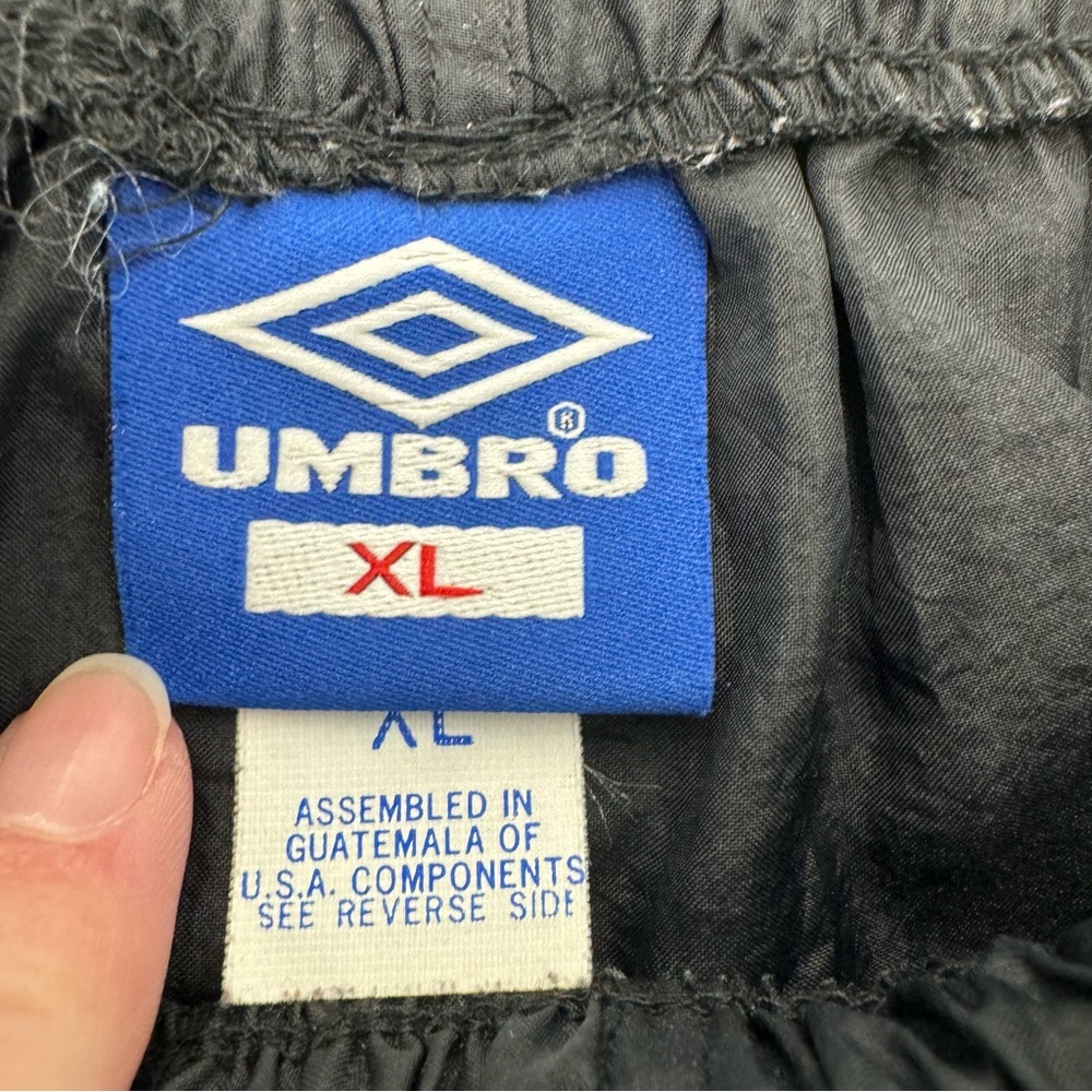 Vintage Black Umbro Soccer Shorts Nylon - Picture 3 of 6